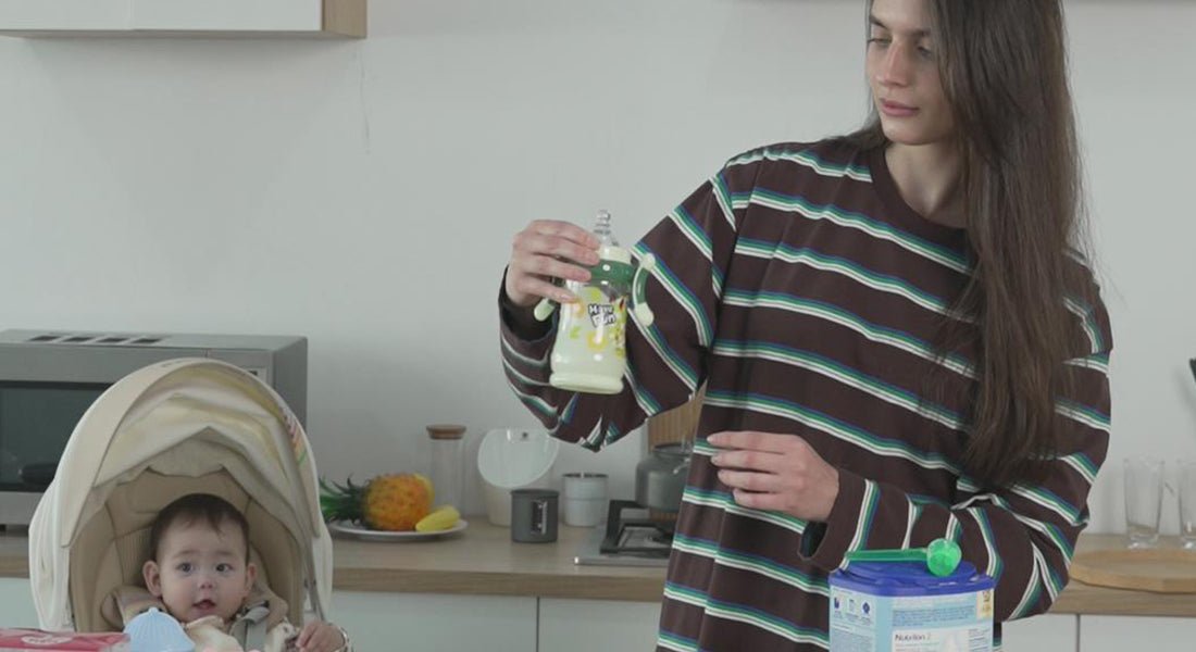 Baby Bottle Feeding Guide: How Much & How Often? - littlefishbaby